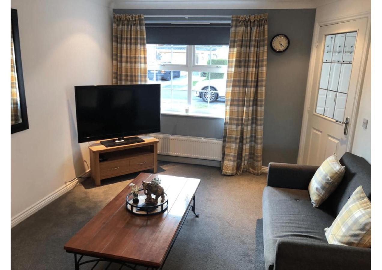 Perfectly Placed 3 Bed Home In A Peaceful Close Darlington  Exterior photo